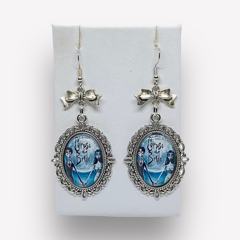 Corpse Bride Tim Burton’s Inspired Character Pendant 2 pairs Set of Earrings - Picture 6 of 11